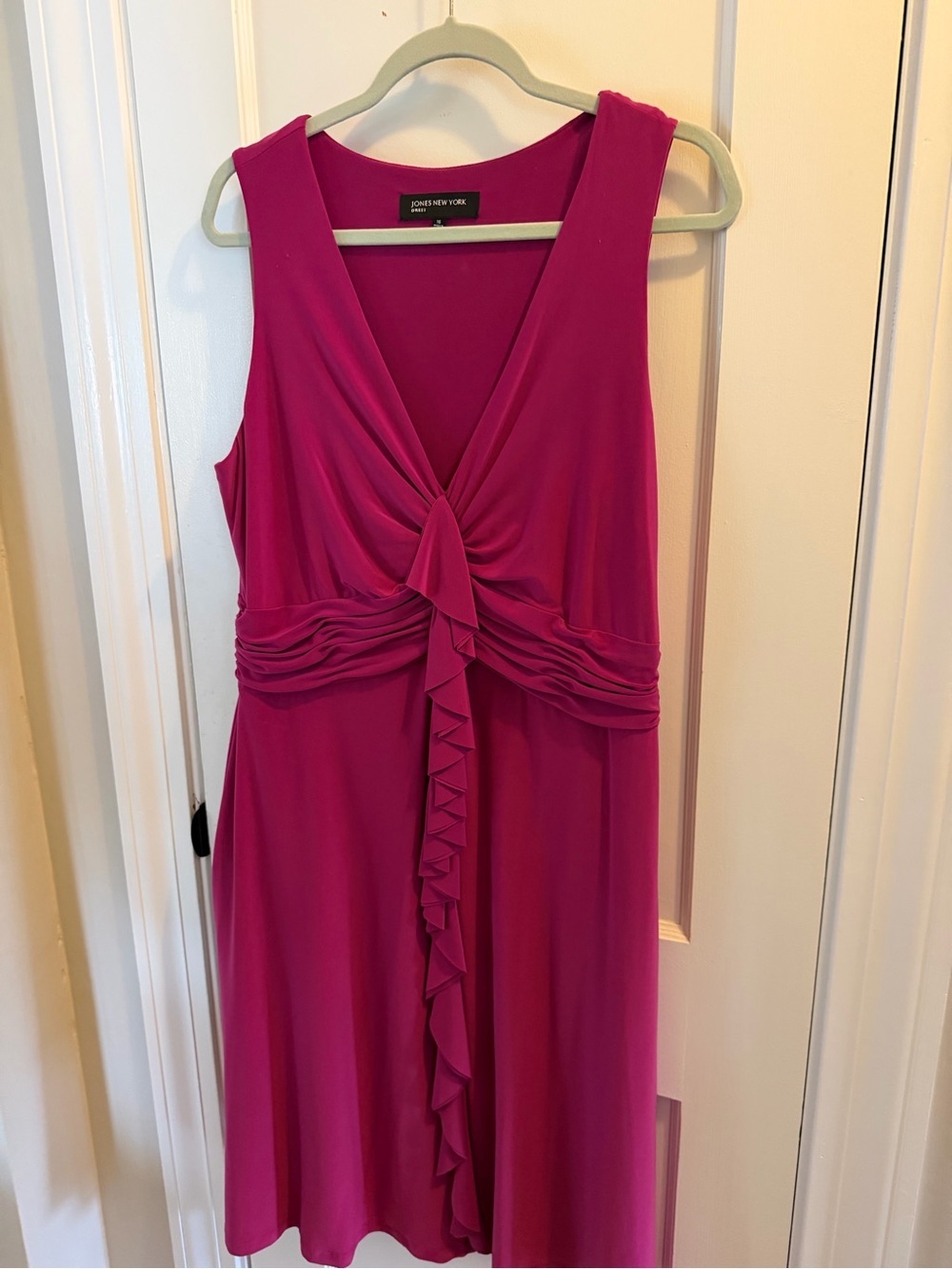 Jones New York Magenta Sleeveless V-Neck Ruffle Midi Dress